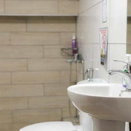 Office 2 By Vilfredo סלוניקי