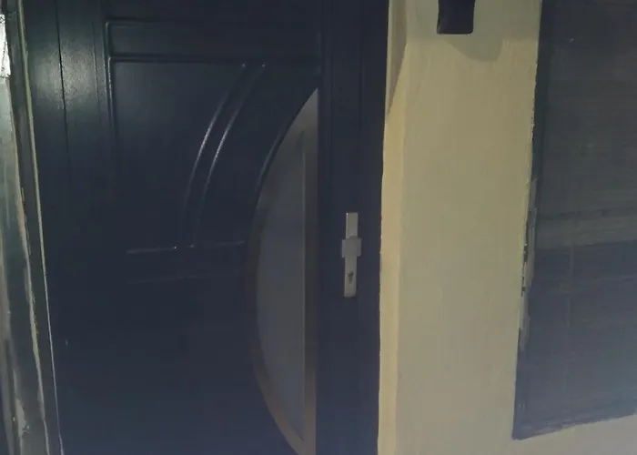 Office 2 By Vilfredo Saloniki